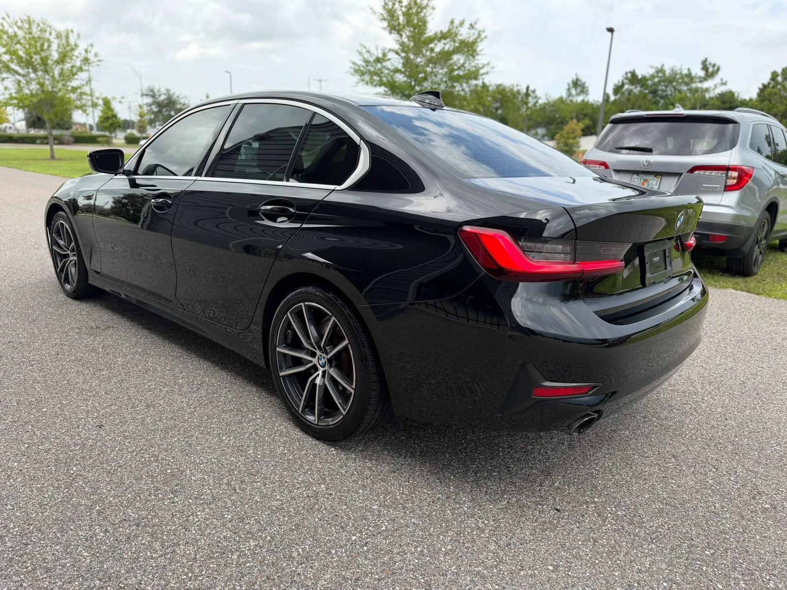 Used 2021 BMW 330i Sedan w/ Convenience Package RWD image 6
