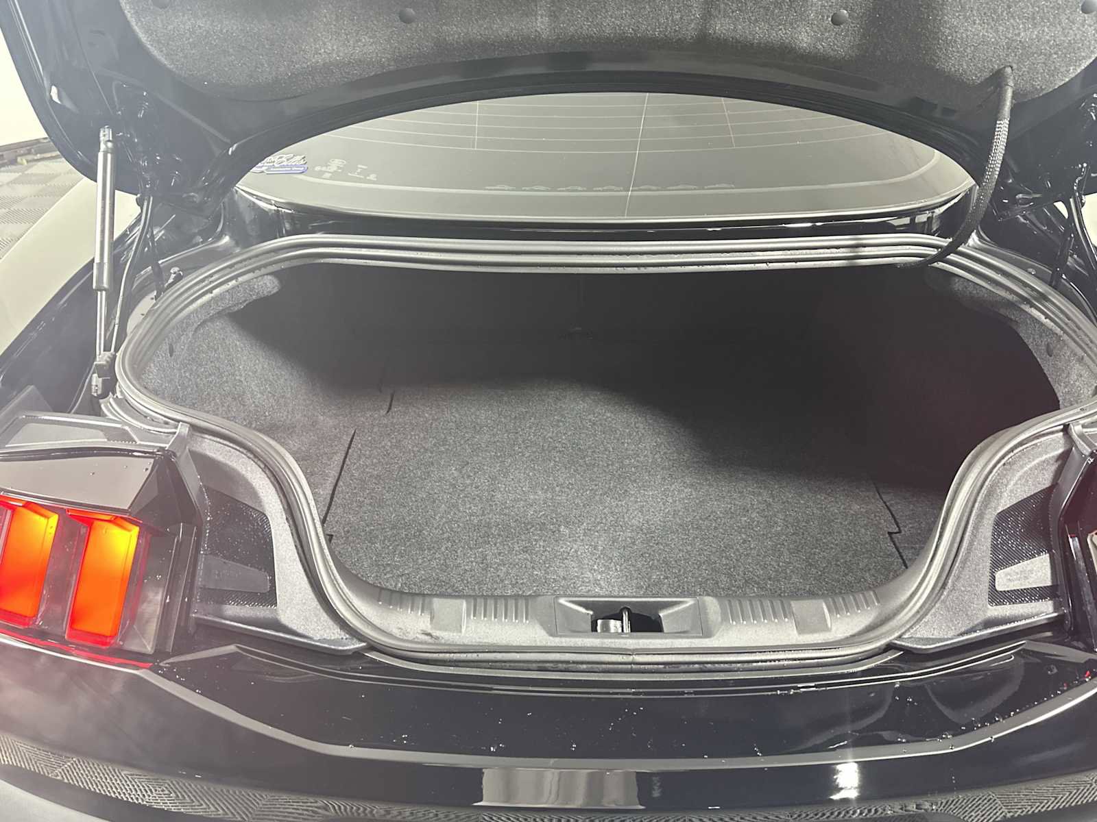 Used 2025 Ford Mustang GT Premium image 21