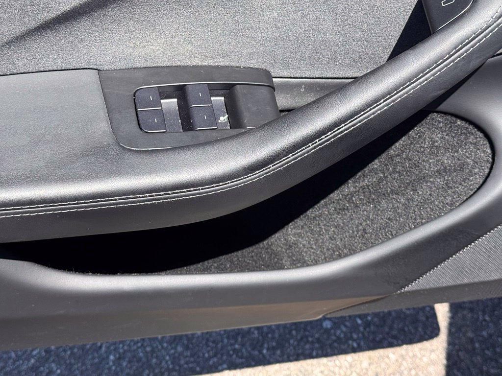 Used 2024 Tesla Model 3 Standard Range RWD image 17