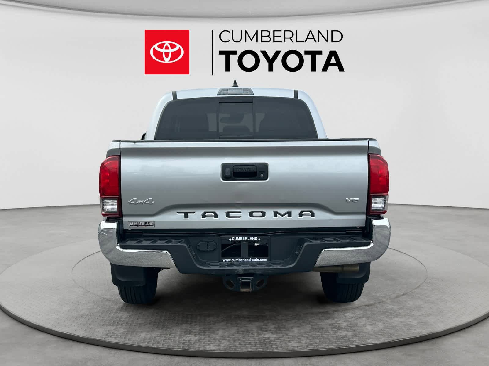 Used 2023 Toyota Tacoma SR5 AWD/4WD image 4