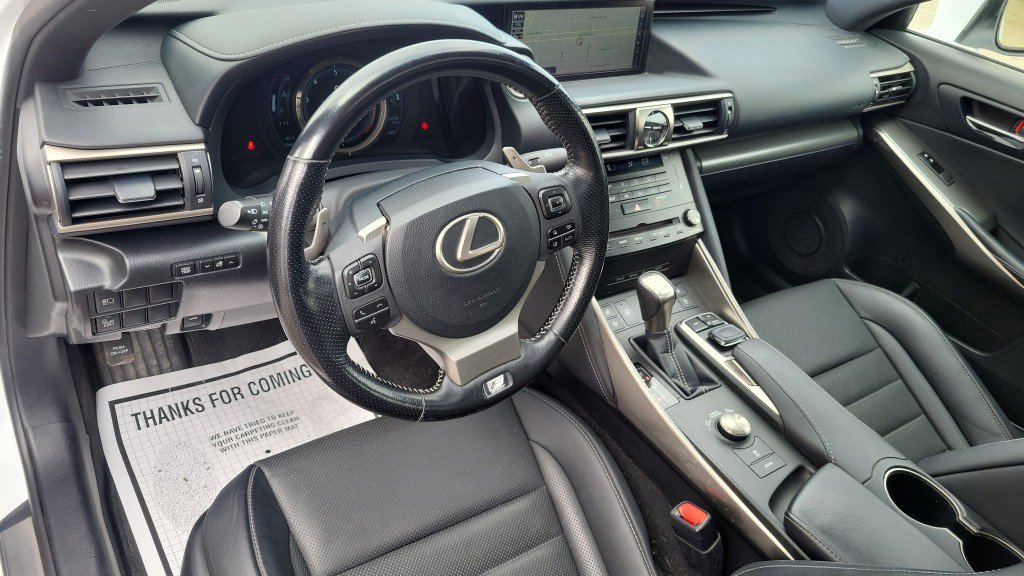 Used 2017 Lexus IS 350 F Sport w/ F Sport Package AWD/4WD image 18