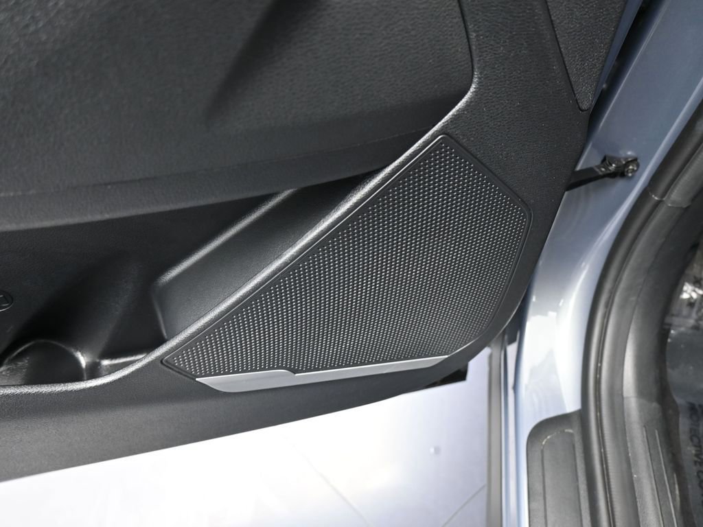 Used 2025 Kia Sportage EX image 14