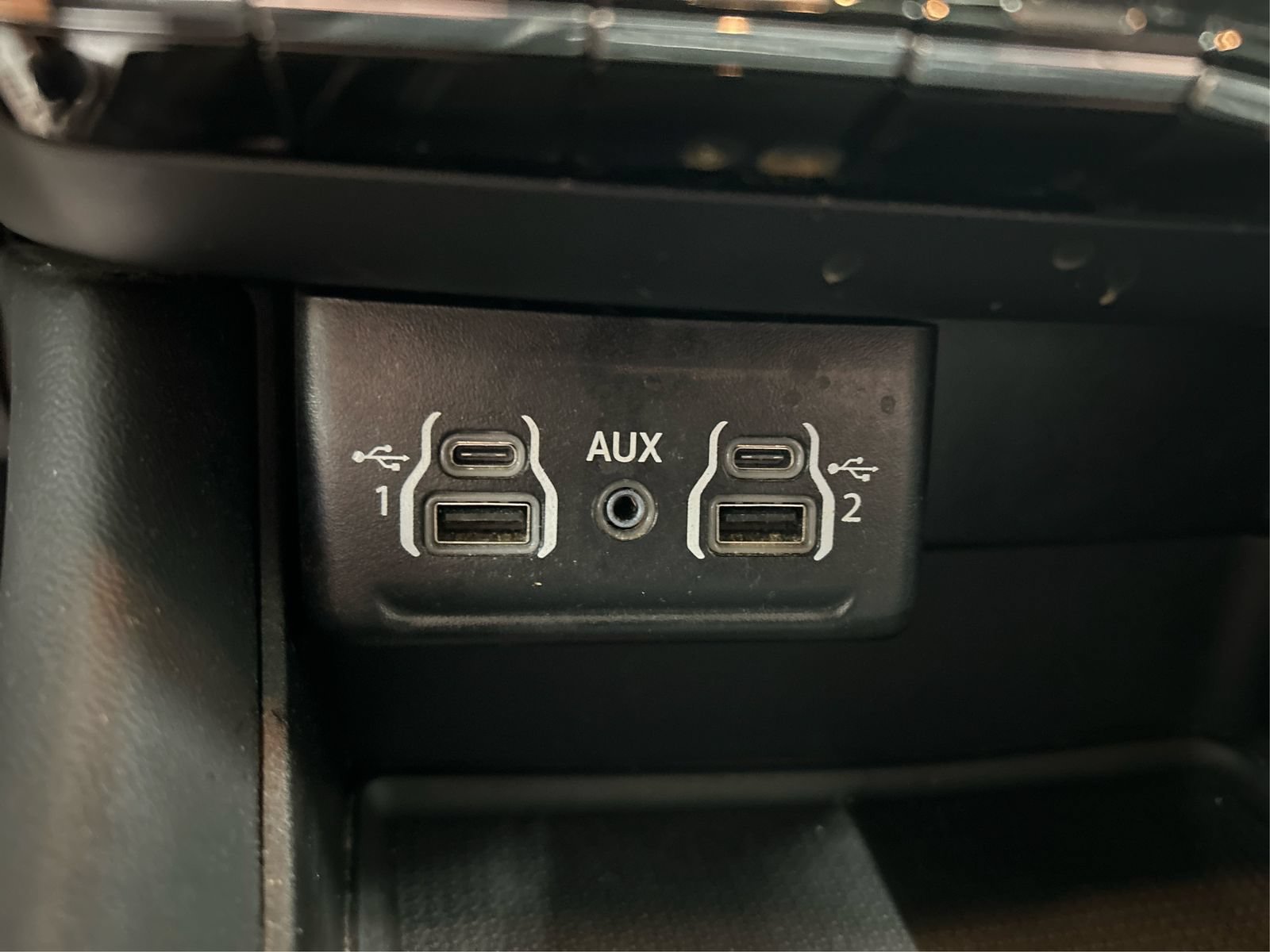 Used 2024 Dodge Durango GT AWD/4WD image 32