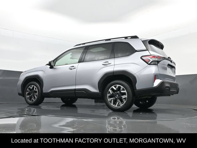 Used 2025 Subaru Forester Premium AWD/4WD image 24