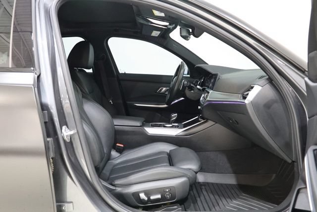Used 2020 BMW M340i w/ Driving Assistance Package RWD image 32