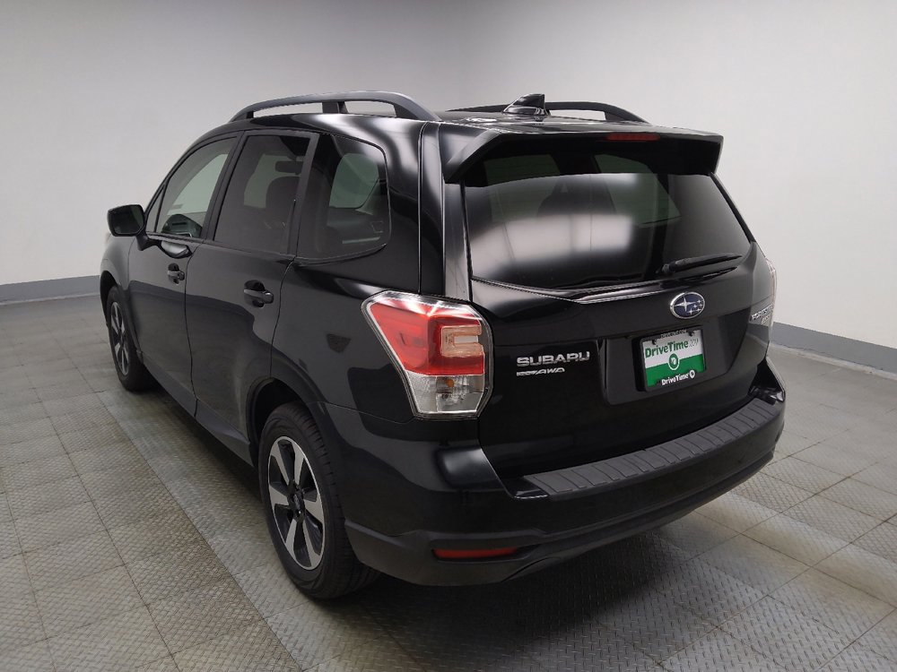 Used 2017 Subaru Forester 2.5i Premium w/ All-Weather Package image 5