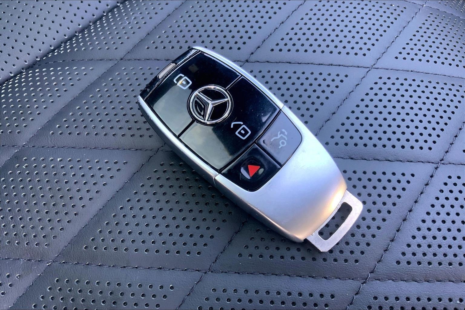 Used 2018 Mercedes-Benz S 560 4MATIC Sedan image 13