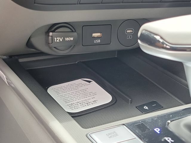 New 2026 Hyundai Elantra Sport FWD image 13
