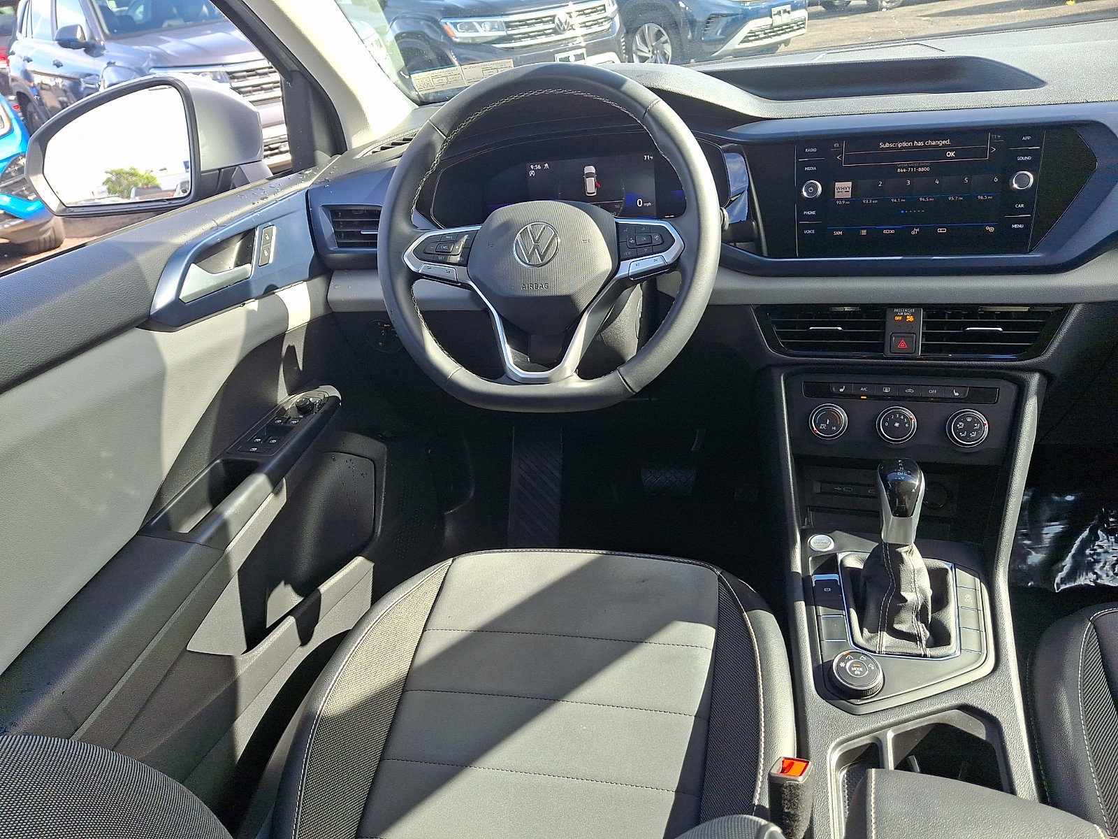 Used 2022 Volkswagen Taos SE AWD/4WD image 10