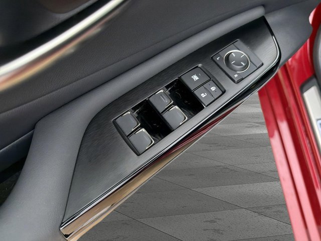 Certified 2022 Lexus ES 300h F Sport FWD image 9