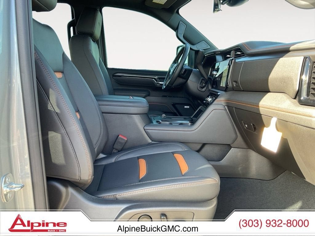 Certified 2025 GMC Sierra 3500 AT4 w/ AT4 Premium Plus Package AWD/4WD image 9