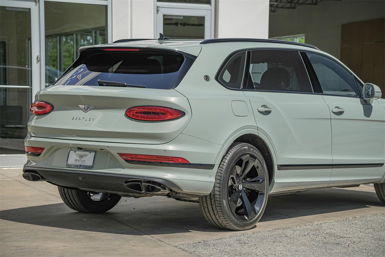 New 2025 Bentley Bentayga Extended Wheelbase image 11
