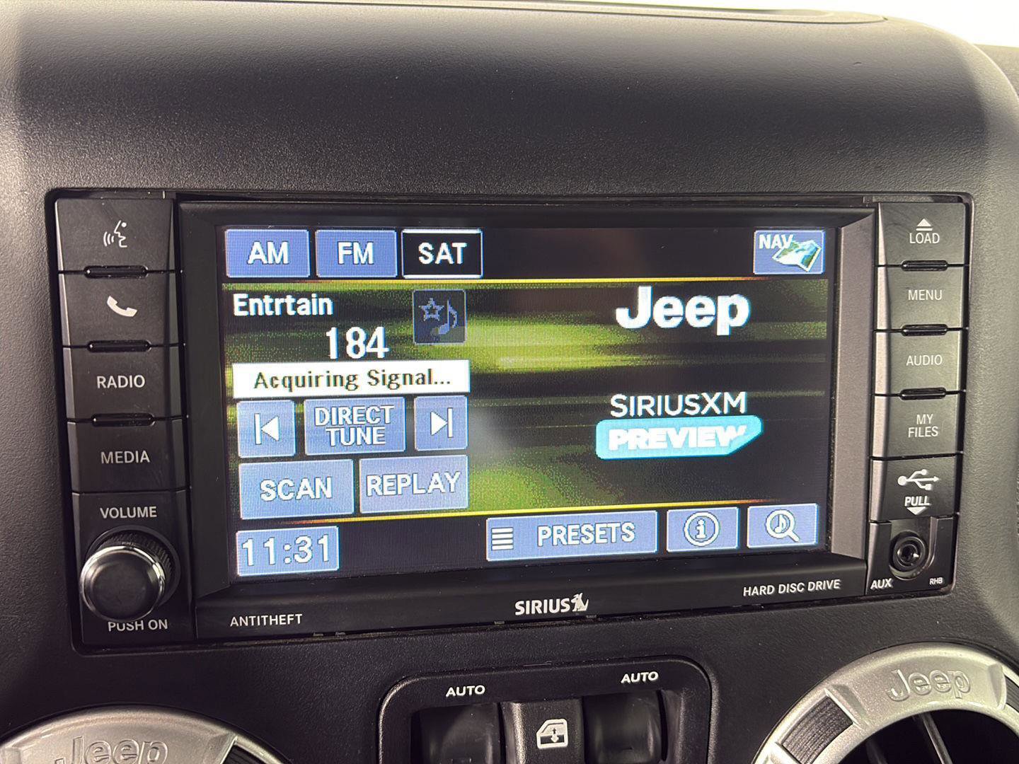 Used 2017 Jeep Wrangler Unlimited Rubicon AWD/4WD image 26