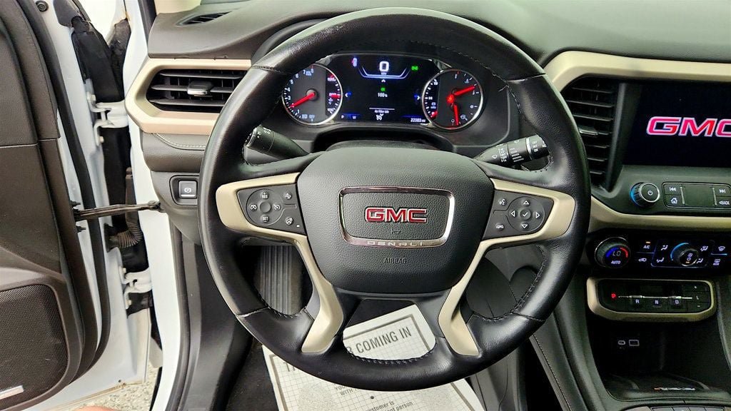 Used 2022 GMC Acadia Denali AWD/4WD image 12