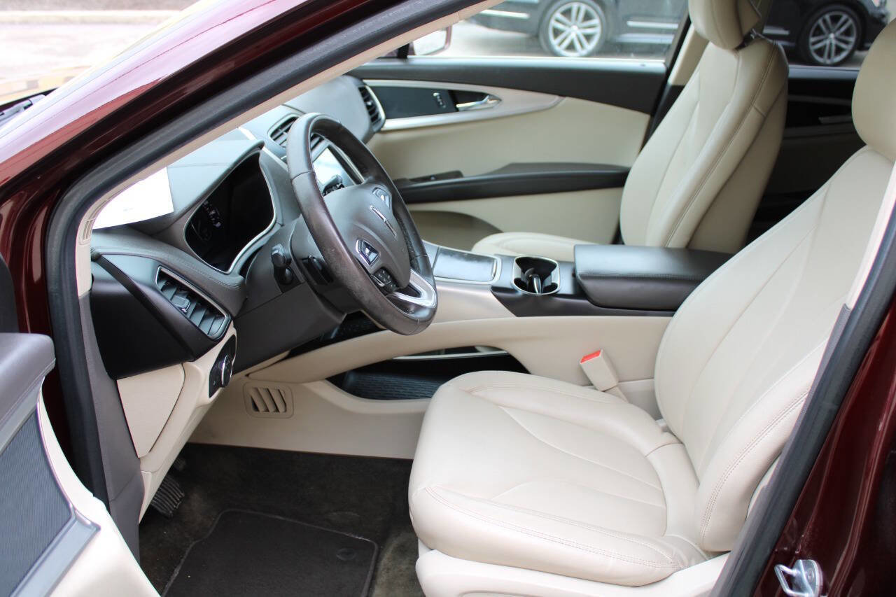 Used 2018 Lincoln MKX Premiere image 15