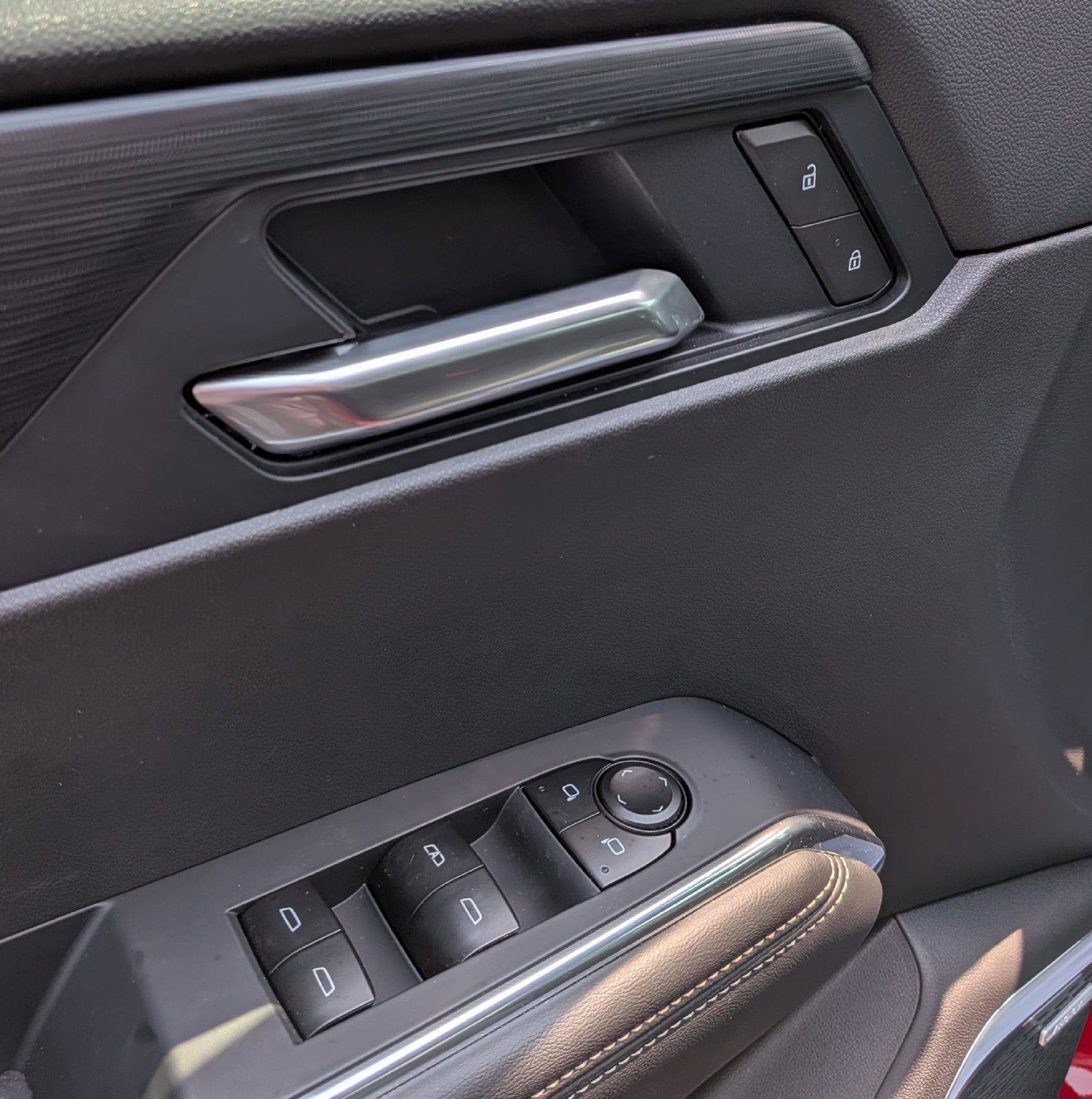 New 2026 GMC Acadia Elevation w/ Black Edition AWD/4WD image 13