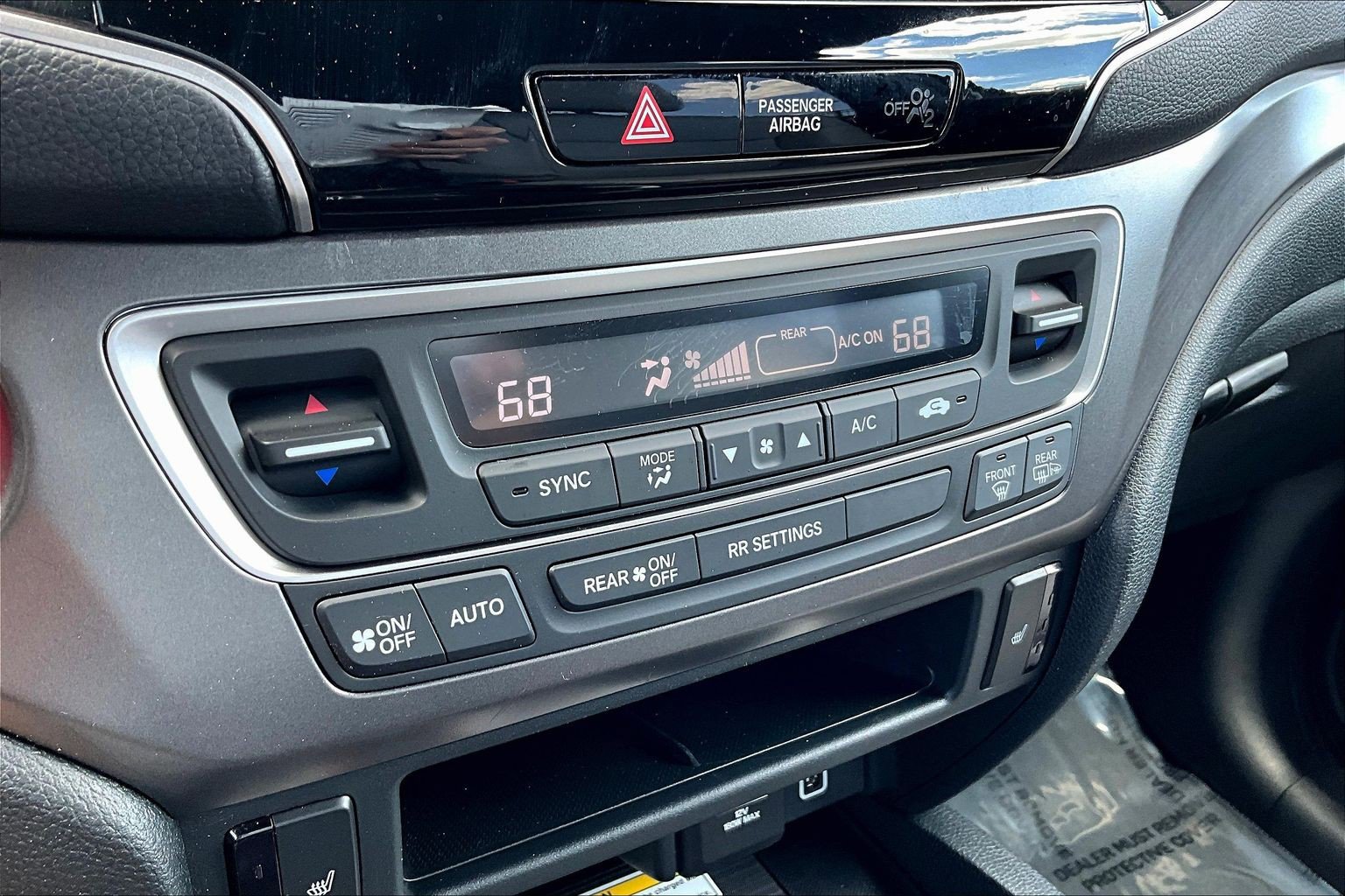 Used 2023 Honda Passport EX-L image 12