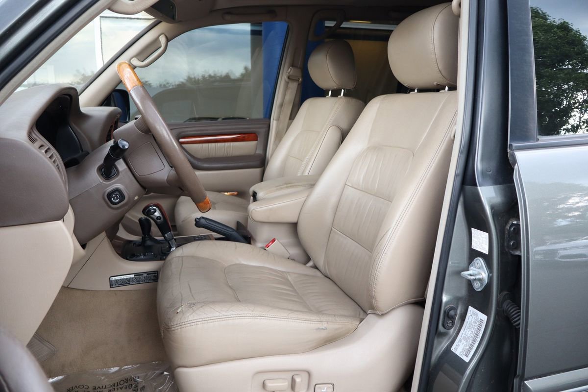 Used 2001 Lexus LX 470 4WD image 8