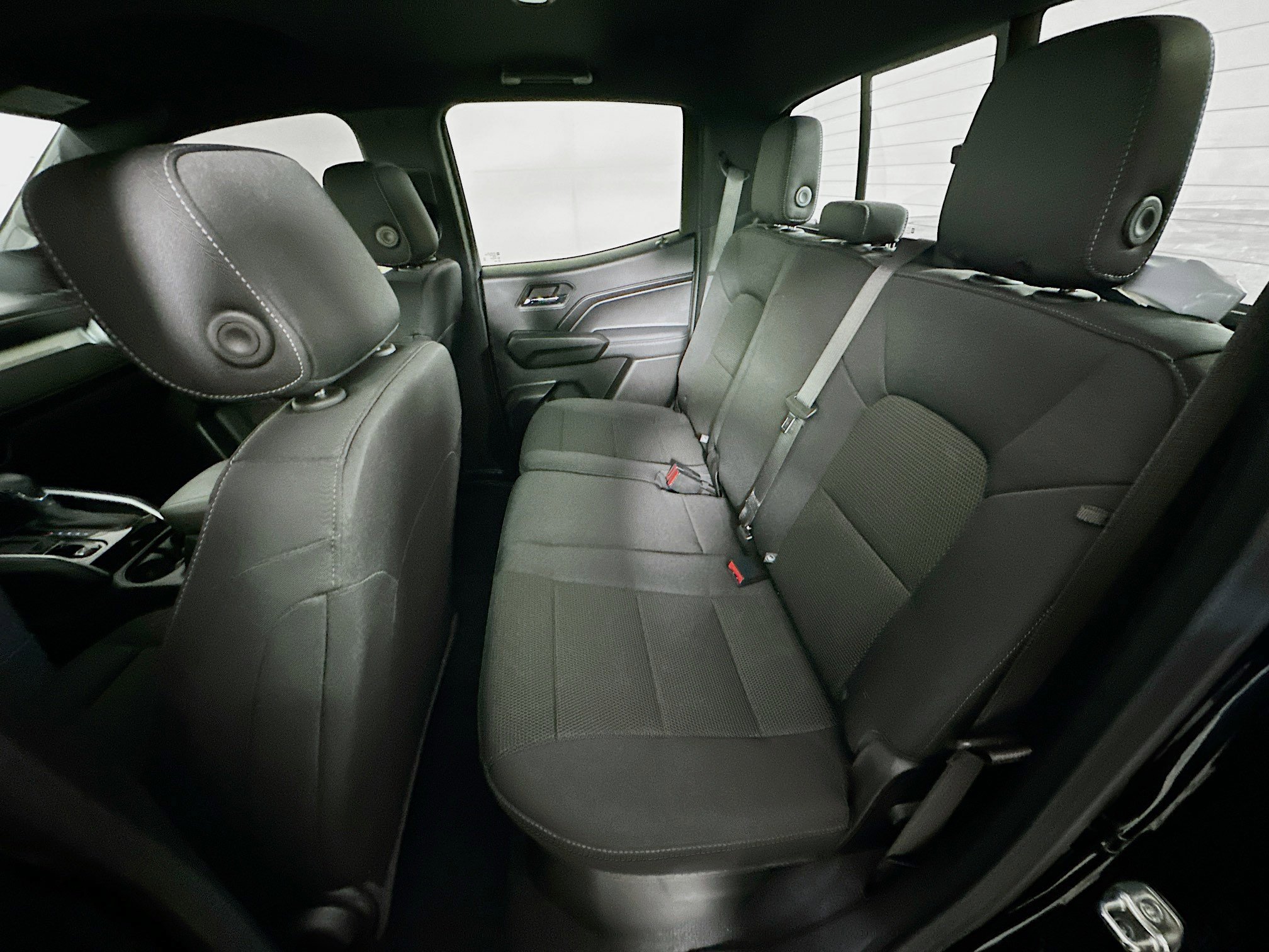 Used 2024 Chevrolet Colorado LT w/ LT Convenience Package image 25