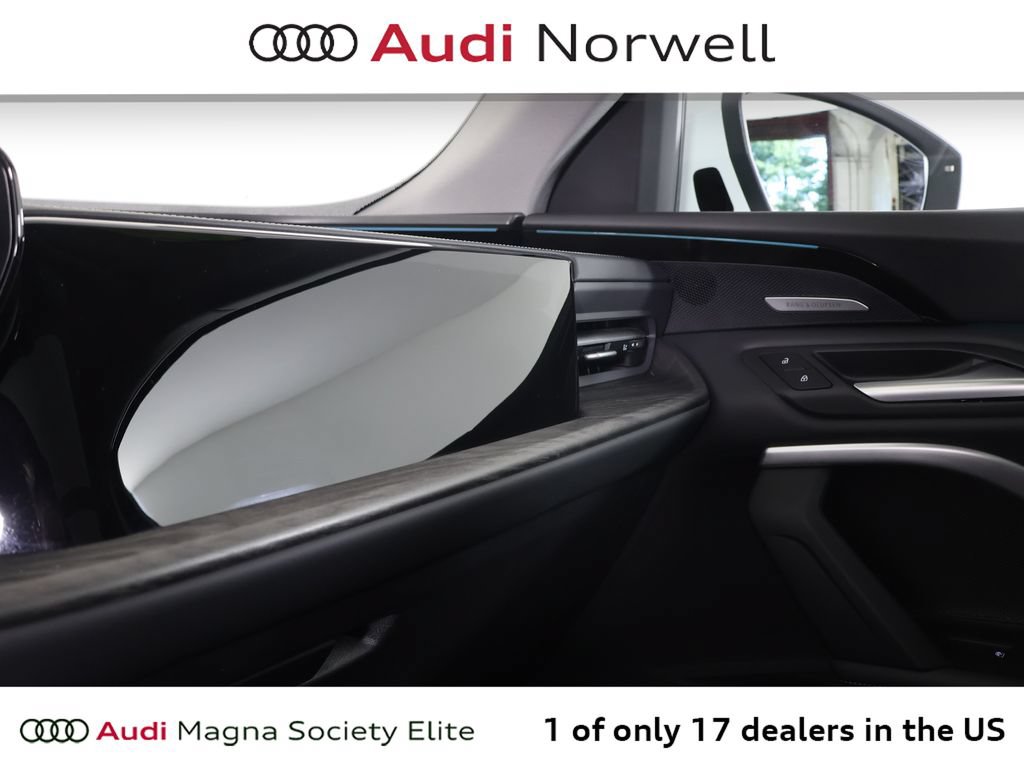 Used 2025 Audi Q5 2.0T w/ Premium Plus AWD/4WD image 8