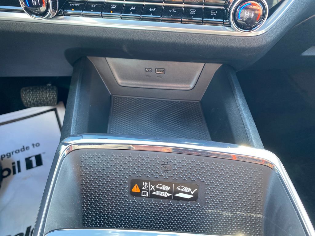 Used 2026 Chevrolet Equinox RS image 24