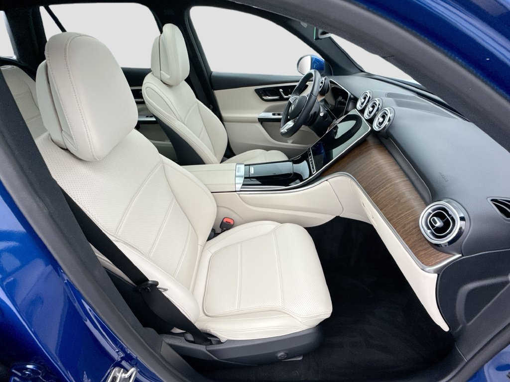 Certified 2026 Mercedes-Benz GLC 300 image 19