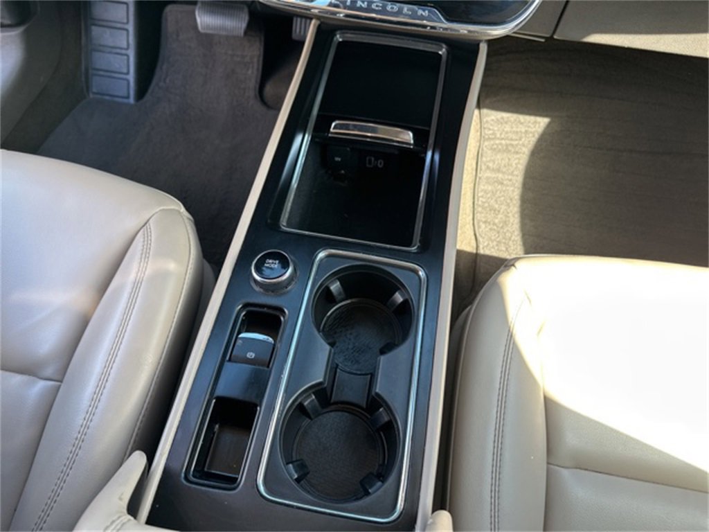 Used 2024 Lincoln Corsair FWD image 34