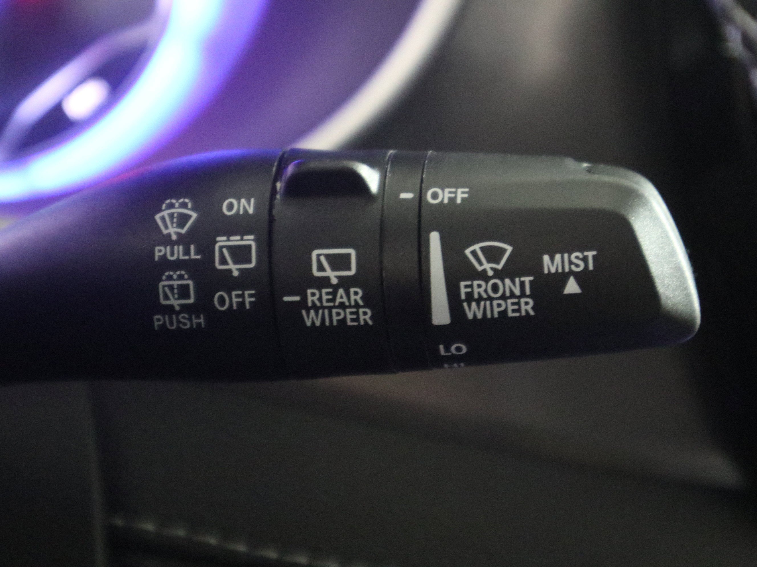 New 2026 Chrysler Pacifica Select image 32