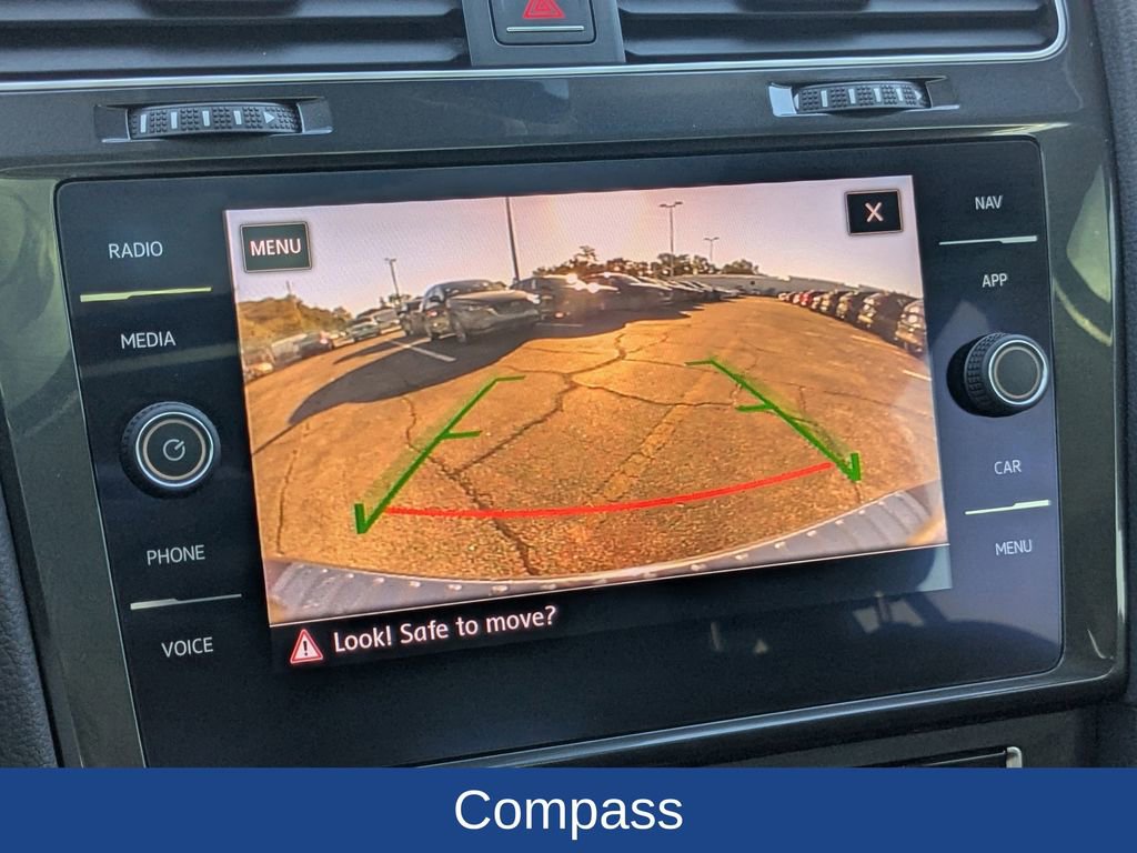 Used 2018 Volkswagen Golf Alltrack SEL image 18