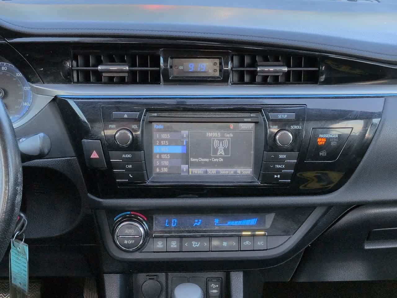 Used 2015 Toyota Corolla S FWD image 17