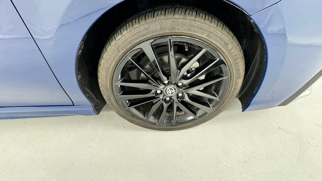 Used 2024 Toyota Camry XSE w/ Navigation Package FWD image 9