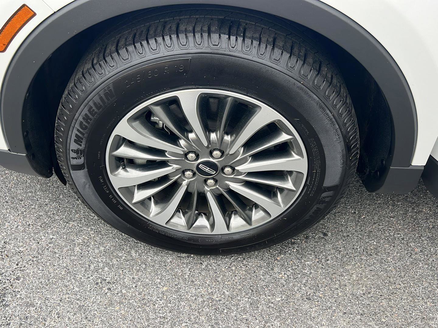 Used 2020 Lincoln Nautilus FWD w/ Equipment Group 101A image 37