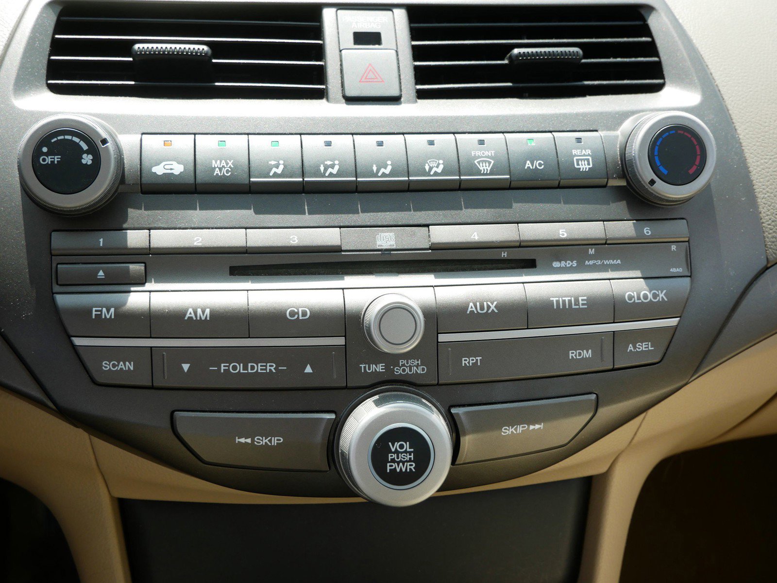 Used 2010 Honda Accord LX image 17