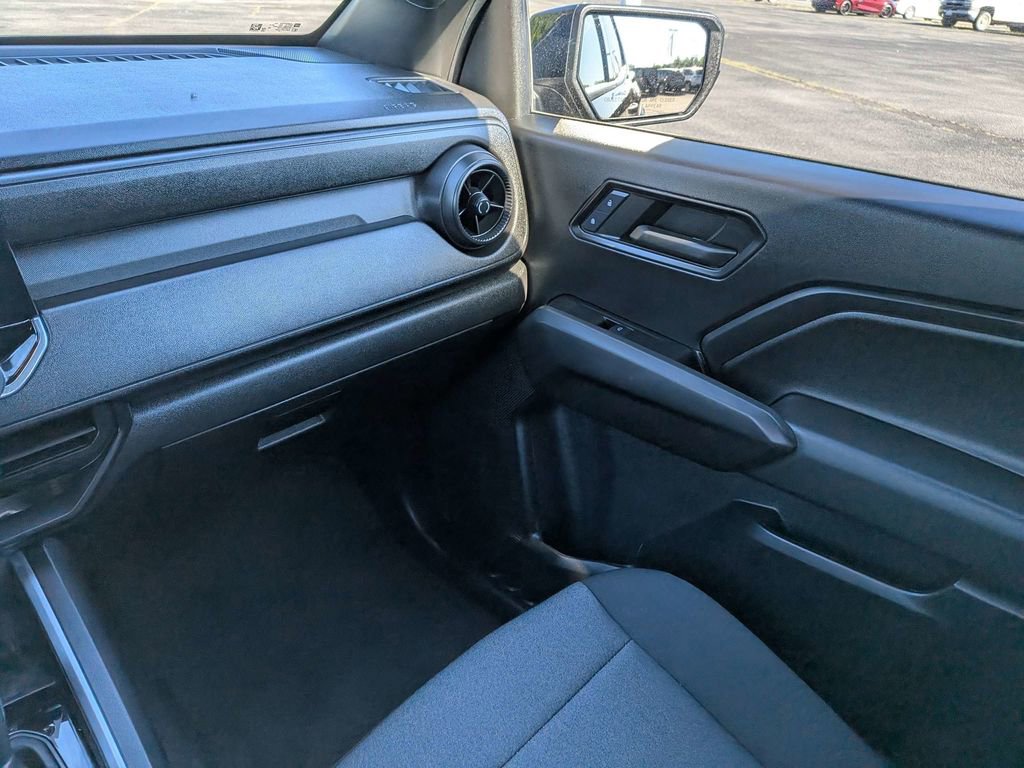 Used 2024 Chevrolet Colorado Trail Boss w/ Technology Package AWD/4WD image 17