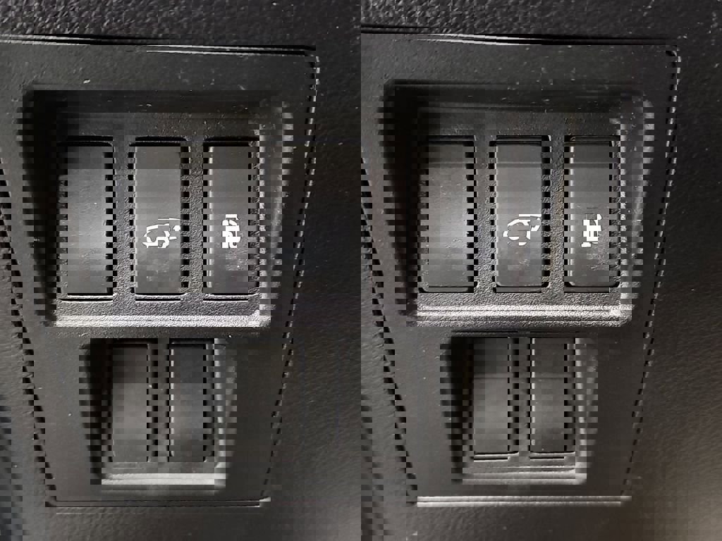 Used 2013 Lexus RX 350 AWD w/ Premium Pkg image 29