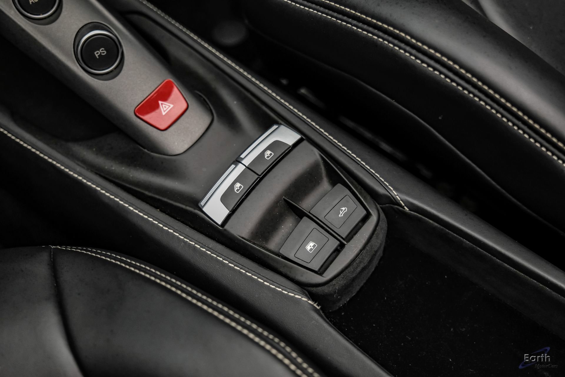 Used 2018 Ferrari 488 Spider image 71