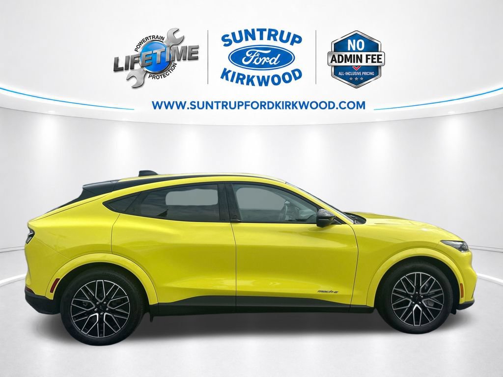 Used 2025 Ford Mustang Mach-E Premium RWD image 8