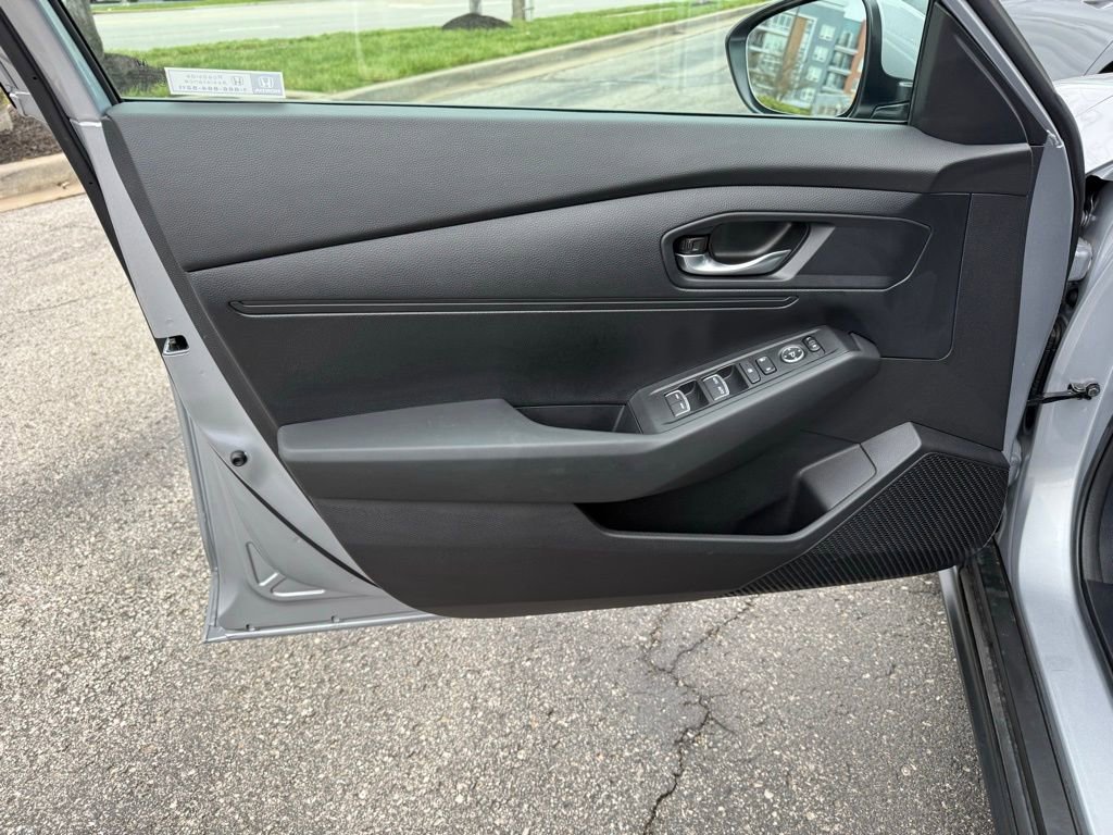 Used 2023 Honda Accord LX image 16