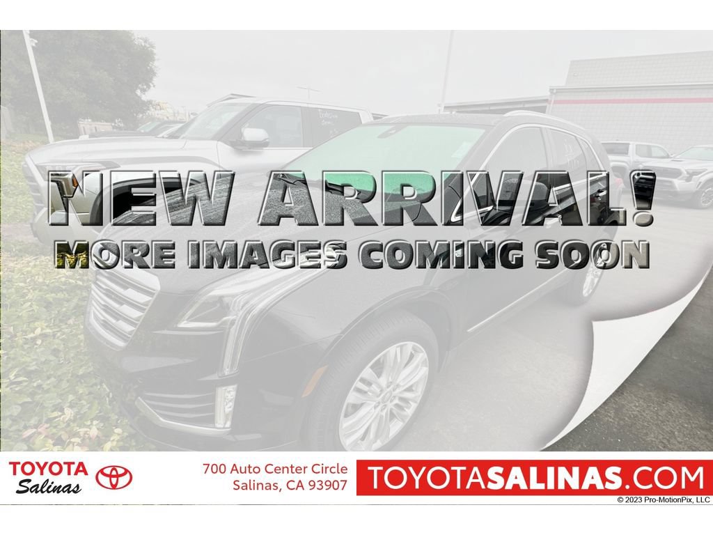 Used 2017 Cadillac XT5 Premium Luxury FWD image 1