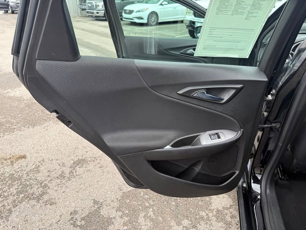 Used 2023 Chevrolet Malibu LT image 10