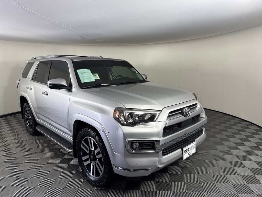 Used 2022 Toyota 4Runner Limited AWD/4WD image 7