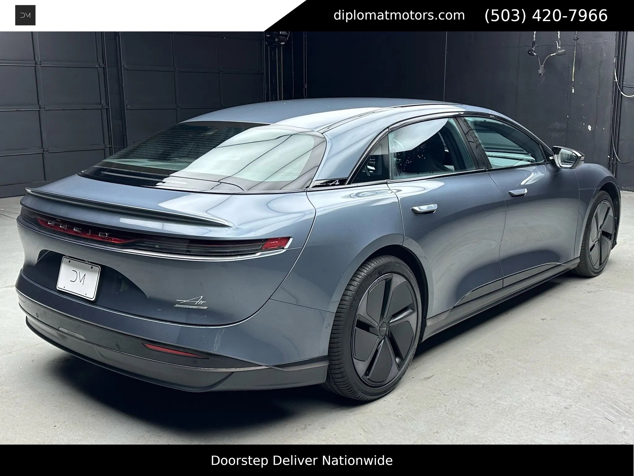 Used 2024 Lucid Air Touring image 7