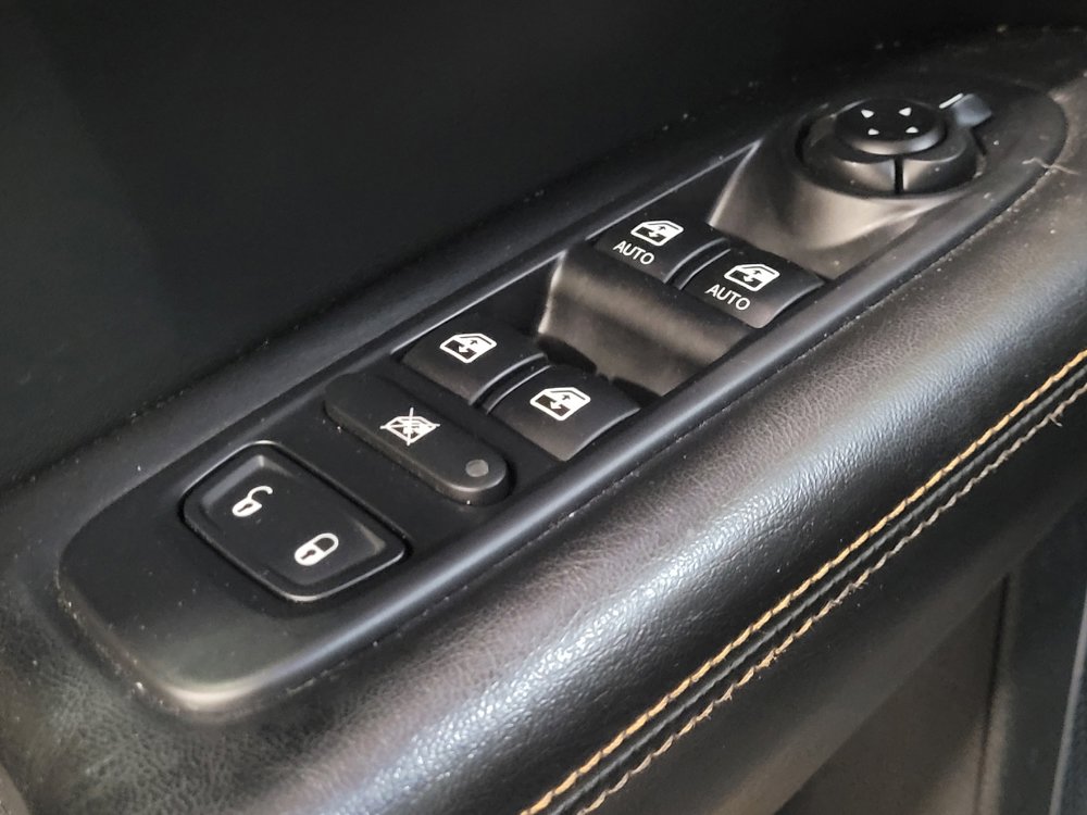 Used 2021 Jeep Compass Limited w/ Sun and Sound Group image 27