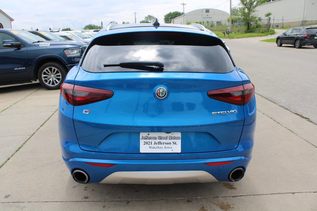 Used 2021 Alfa Romeo Stelvio Ti w/ Nero Edizione AWD/4WD image 2