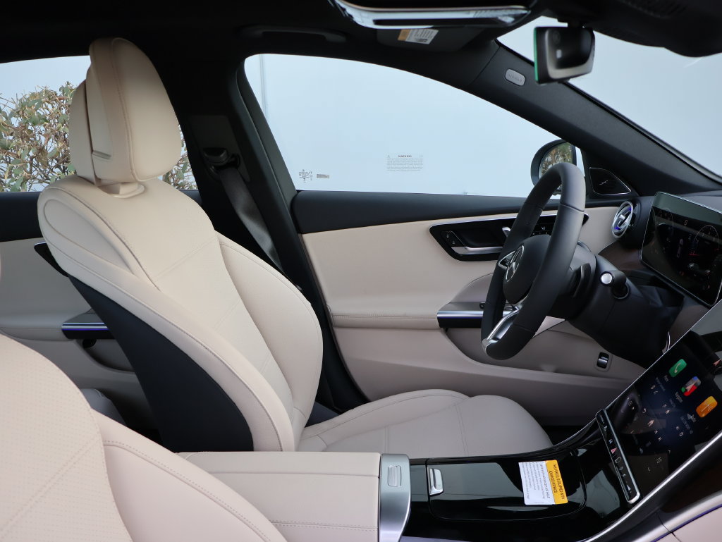 Certified 2026 Mercedes-Benz C 300 4MATIC Sedan image 10