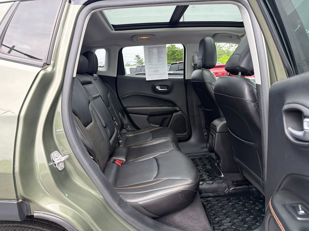 Used 2018 Jeep Compass Limited w/ Navigation Group AWD/4WD image 34