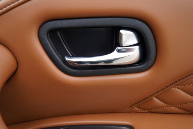 Used 2023 INFINITI QX80 Sensory w/ All-Season Package image 78