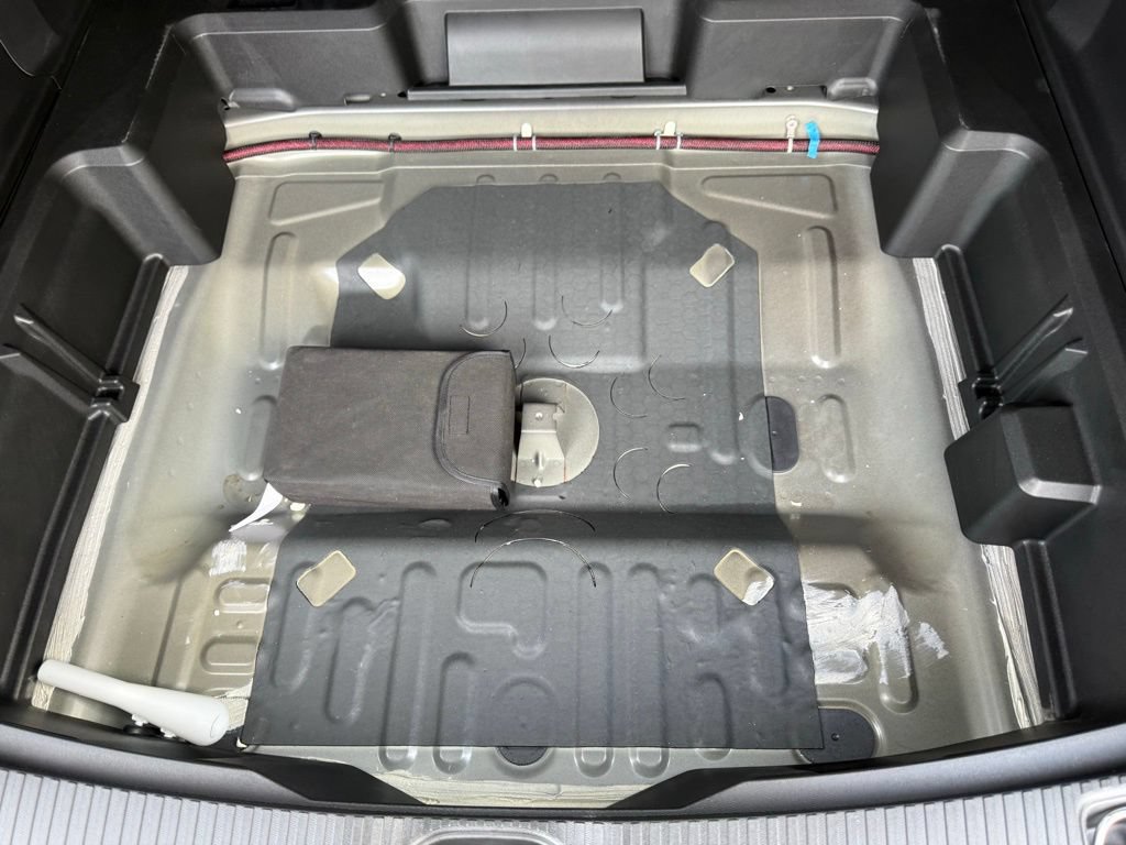 New 2026 Jeep Cherokee Laredo AWD/4WD image 38