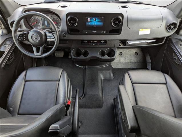 Used 2023 Mercedes-Benz Sprinter 2500 image 18