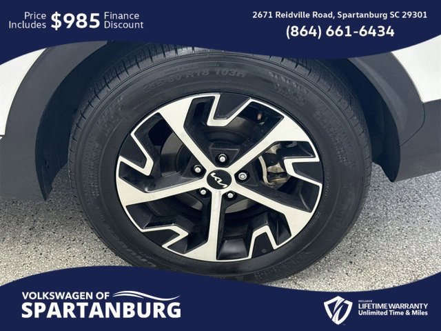 Used 2024 Kia Sportage EX image 9